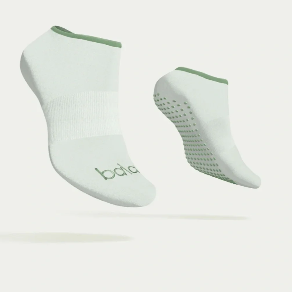 NWT Bala The Low Sock in Color Sage / Size Medium - Pilates, Barre, Yoga